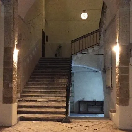 Palazzo Saraceno Apartments-antica Mangiatoia Taranto